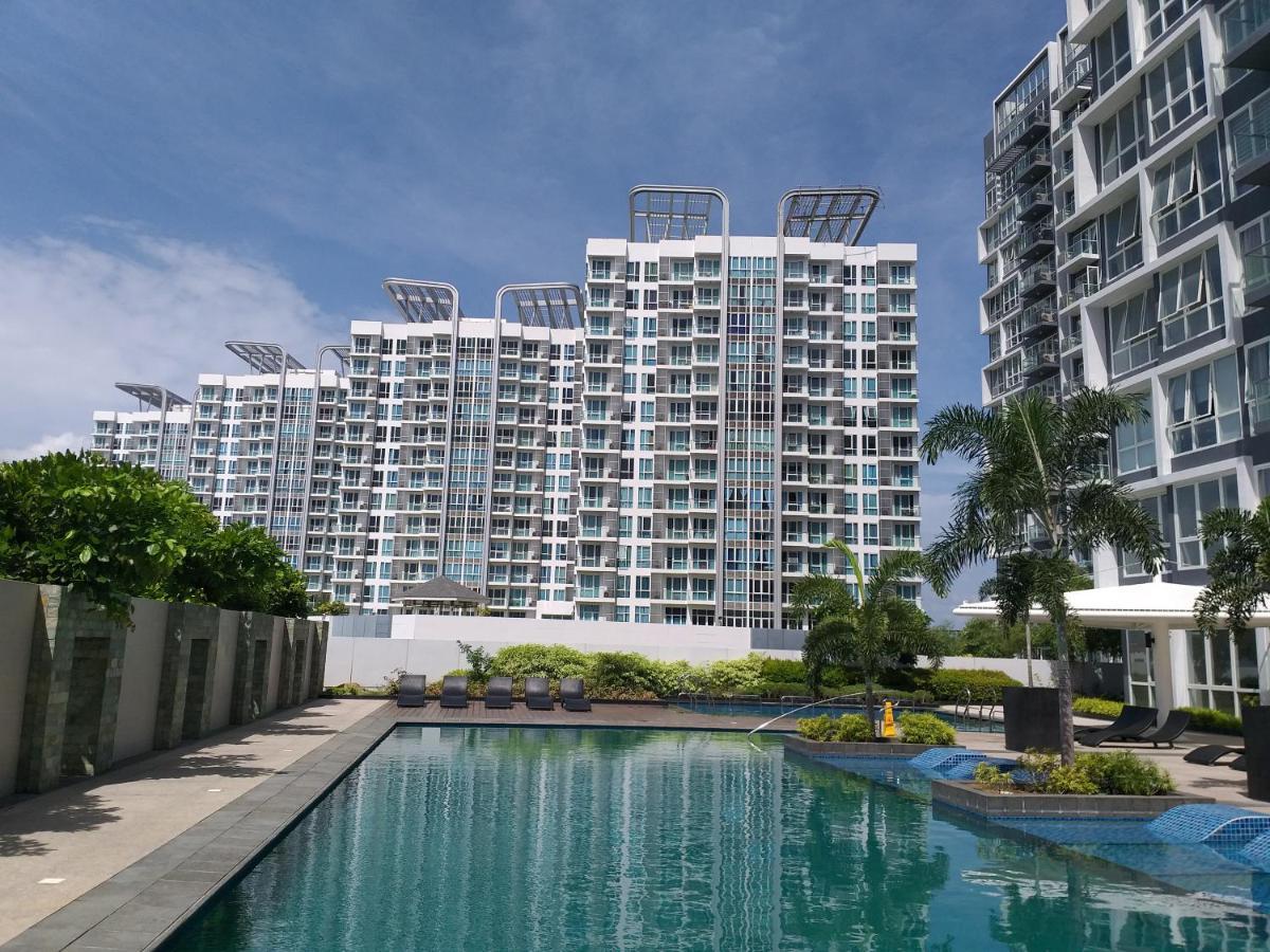 Mactan Newtown With Sun Set And Garden View Aparthotel Cebu Екстериор снимка